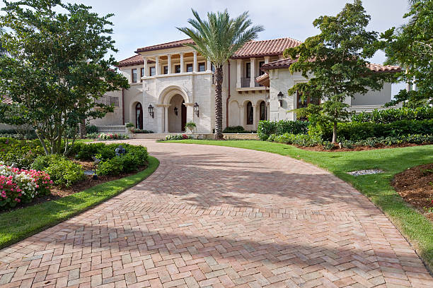 Best Driveway Paving Contractor  in Lake City, IA